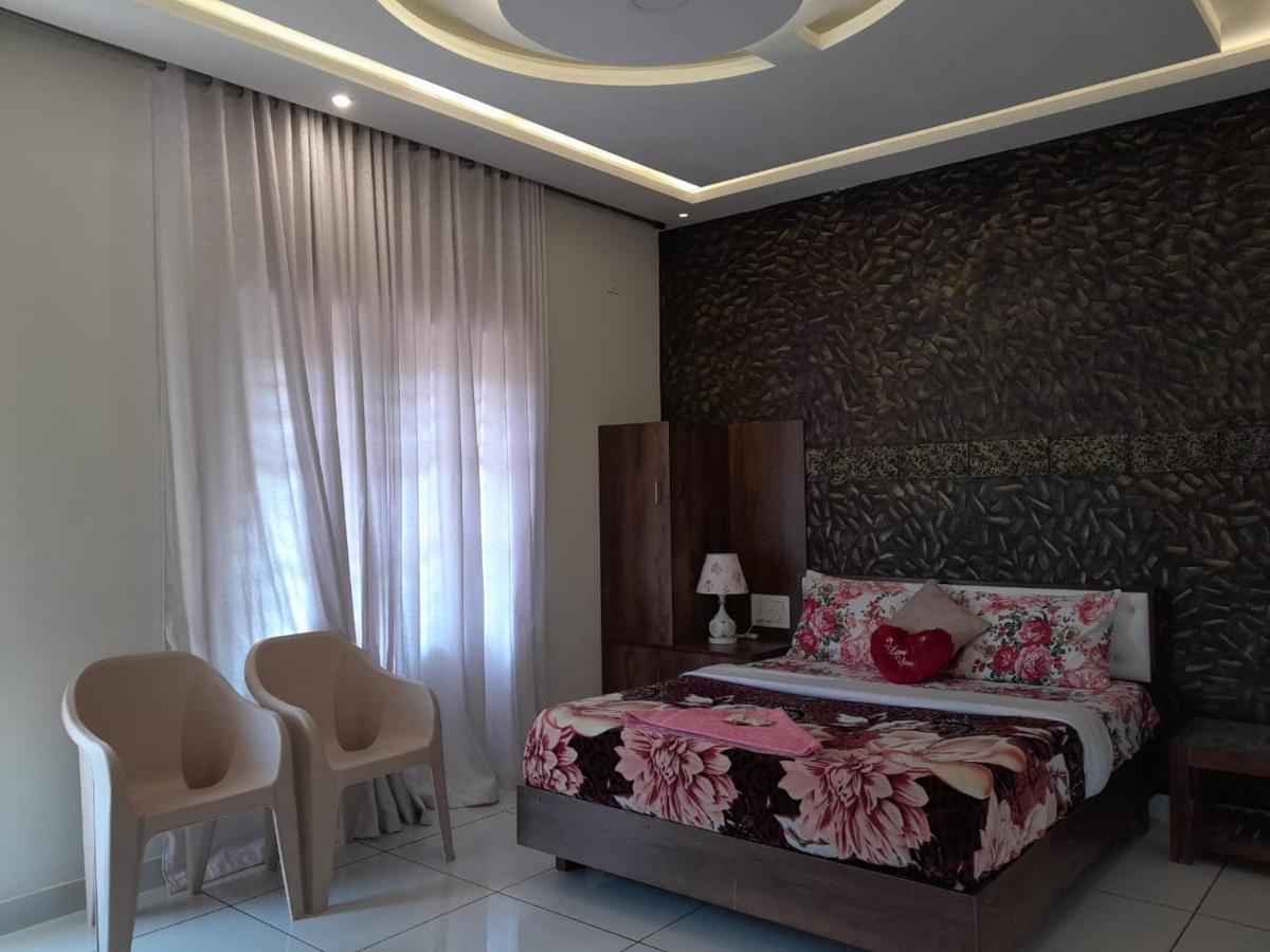 Apartmán Orchid Ranipuram Kallar  Exteriér fotografie